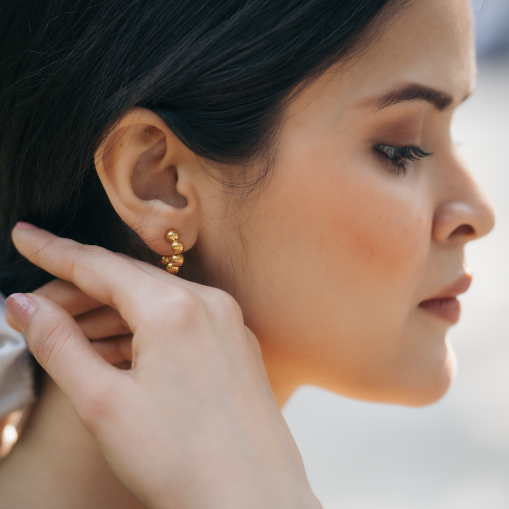 Dot Earrings