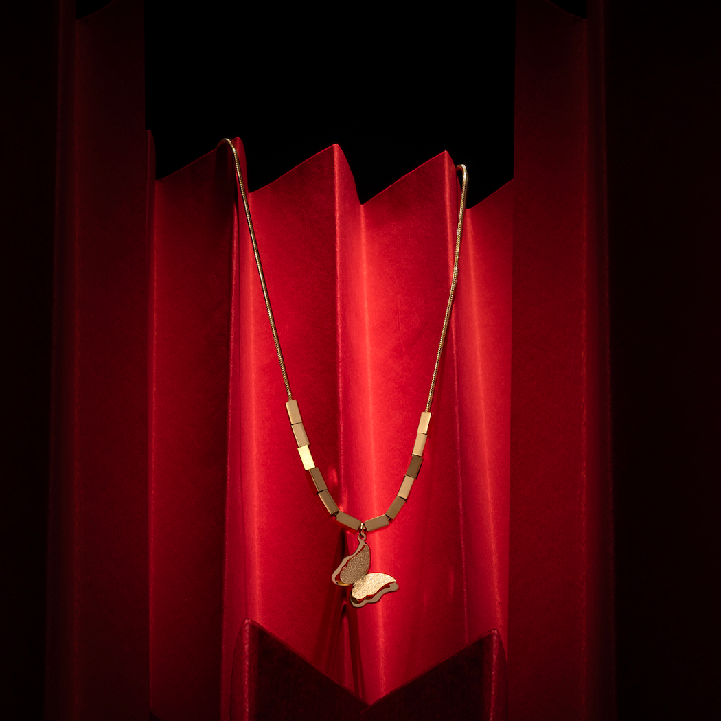 Admiral Pendant