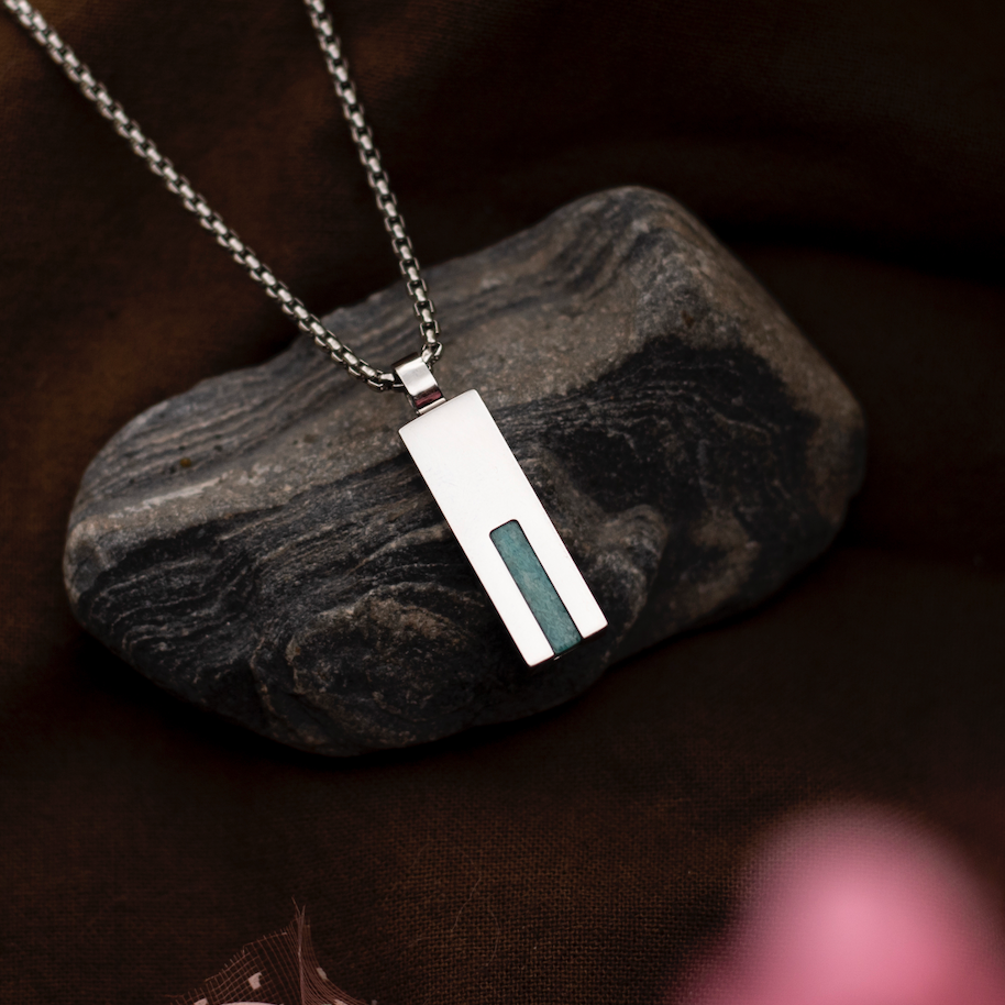Avant-Bay Locket for Men