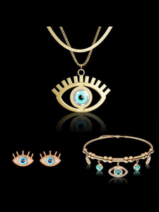 Unlocking the Mysteries: A Look into the Benefits of Wearing Jewellery with Evil Eyes