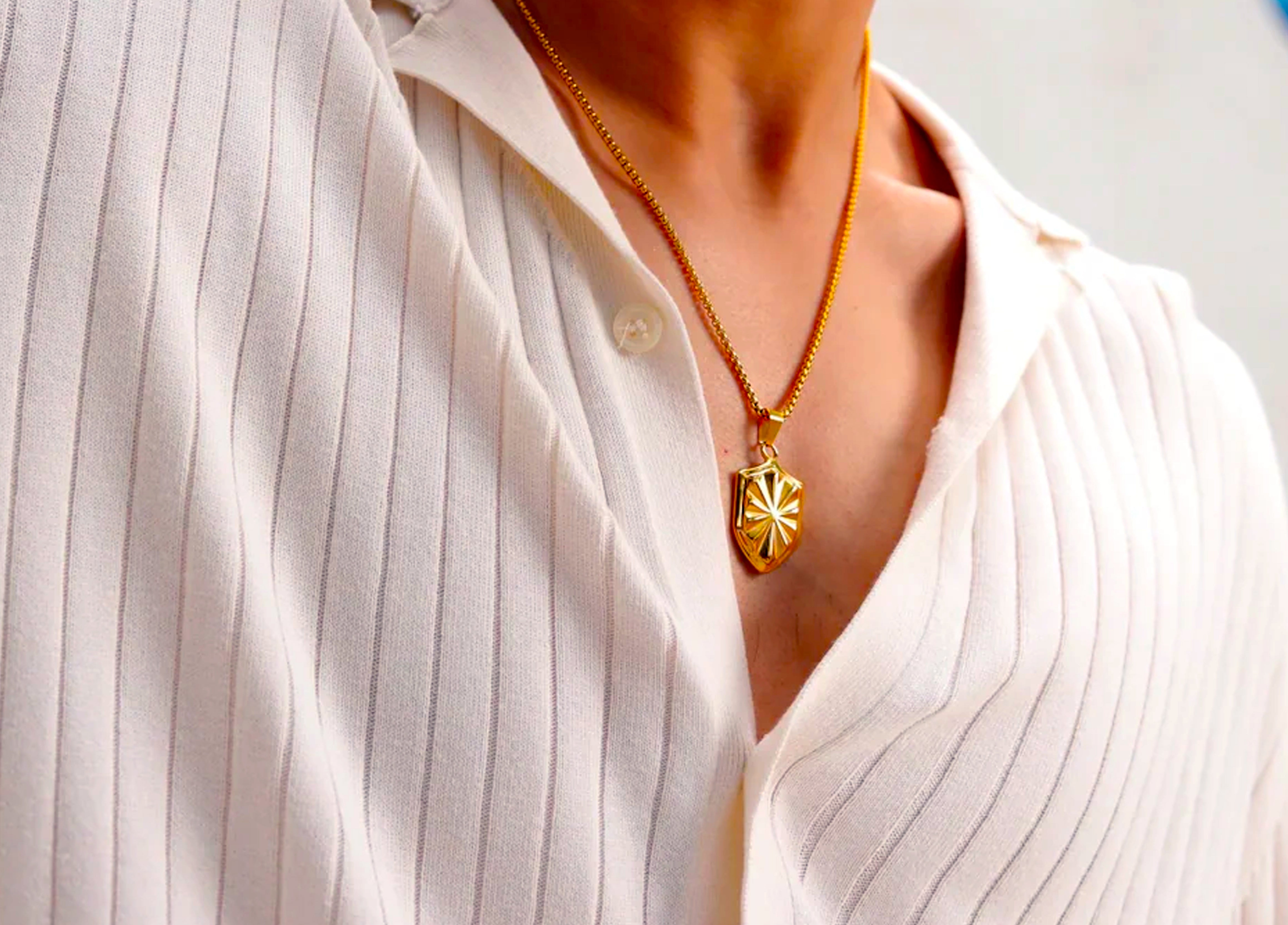 Personal Rakhi Gifting: Jewellery made Special