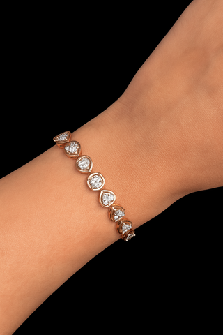 Ethereal Hearts Bracelet in 18K Gold