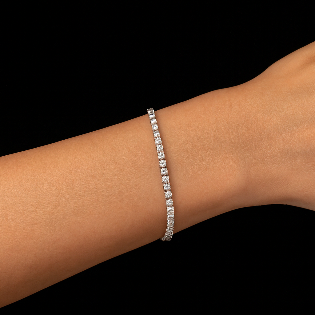 Classic Diamond Luminara Tennis Bracelet in 18K Gold