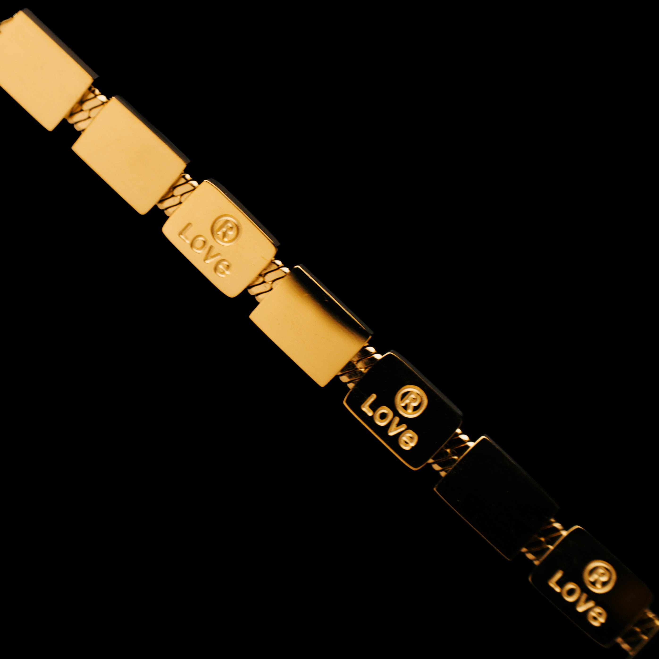Love Regd Bracelet
