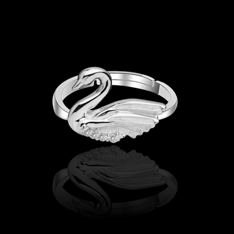 Lyra Halo Ring