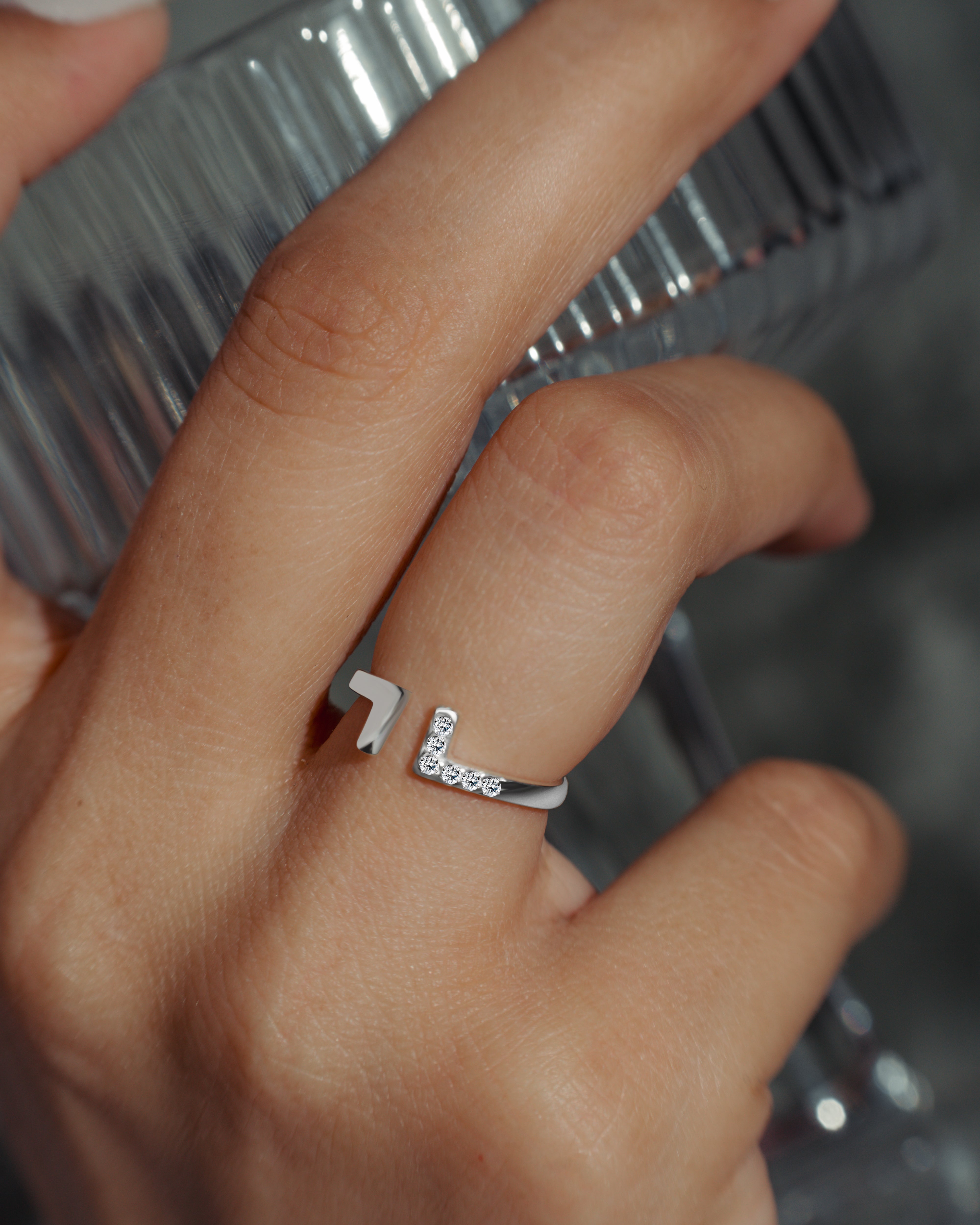 Elaris Ring