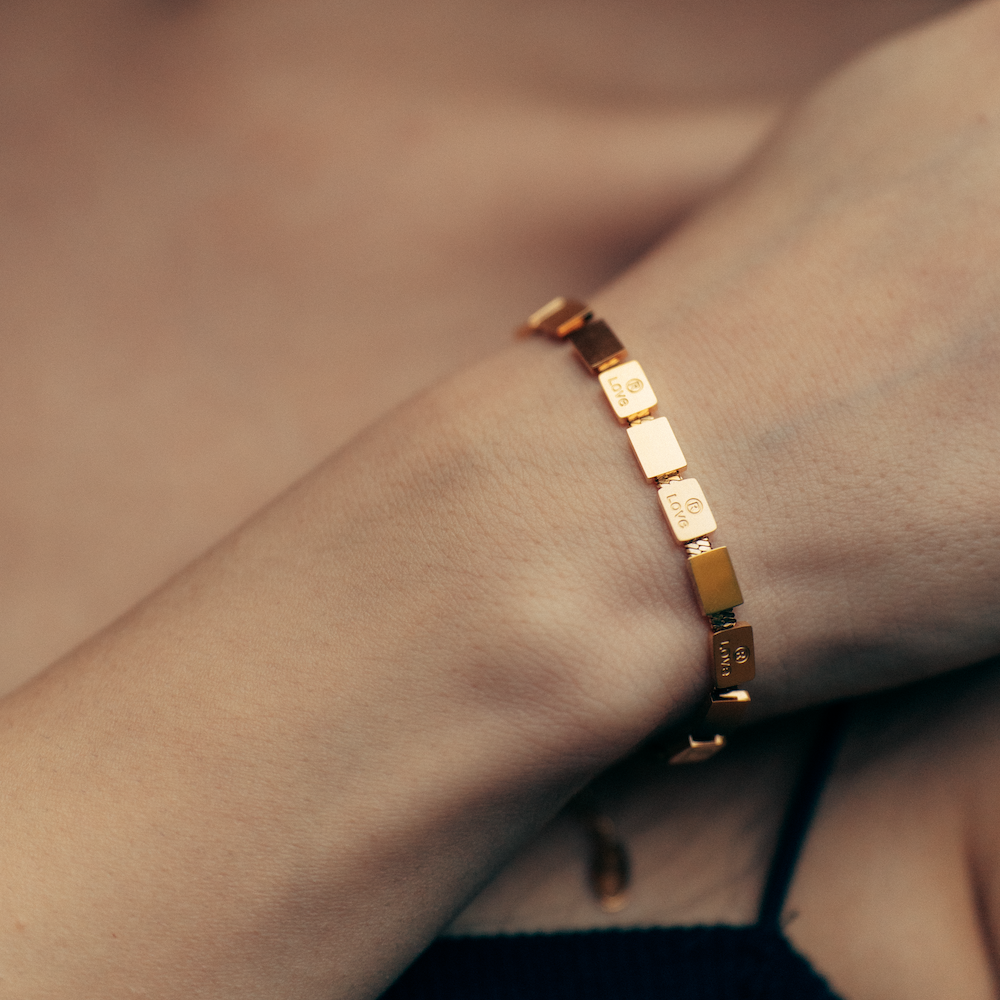 Love Regd Bracelet