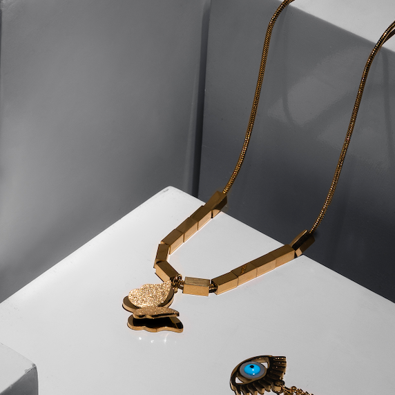 Admiral Pendant