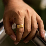 Personalised Minimal Ring